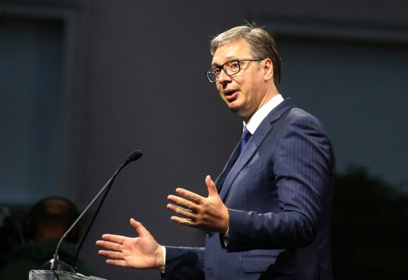 "Burek za doručak, ćevape za večeru" Vučić na Tik Toku podijelio nesvakidašnje stvari o sebi (VIDEO)