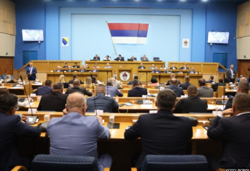 Zakon o zabrani pušenja u RS izazvao raspravu u NSRS kao nikad do sada: Pušači najveće zlo?