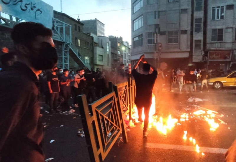 U Iranu poginulo 35 ljudi tokom demonstracija