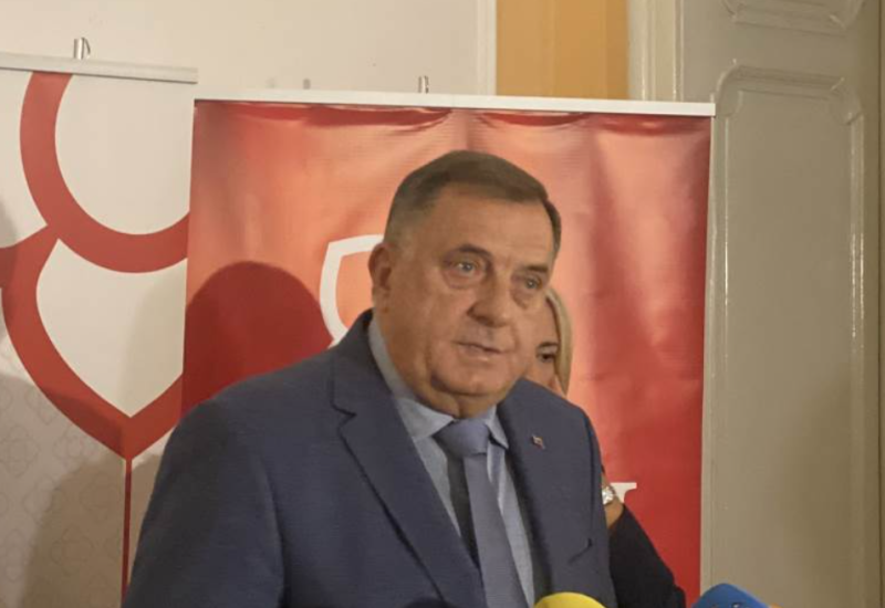 Dodik najavio rast minimalca: Od 1.000 KM za radnike bez kvalifikacija do 1.400 KM za visoku spremu
