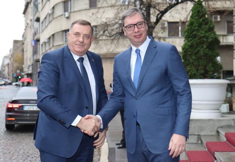 Dodik na sastanku sa Vučićem: Međunarodni faktor vrši dodatni pritisak na Srpsku i Srbiju