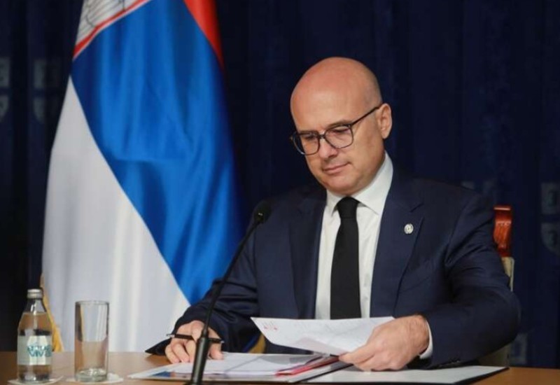 "Oni koje neće da nose oružje služiće DUPLO DUŽE” Vučević o uvođenju obaveznog vojnog roka u Srbiji
