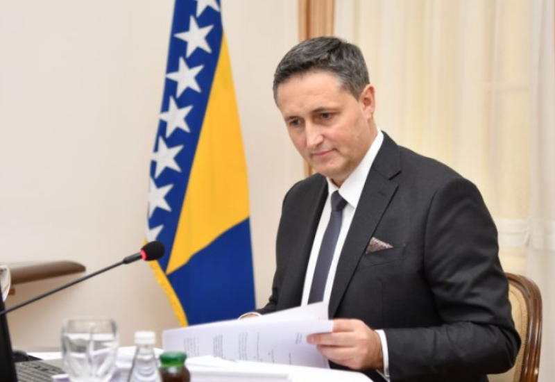 BEĆIROVIĆ: S ponosom sam uz one koji osuđuju rusku agresiju, na strani sam predsjednika Zelenskog