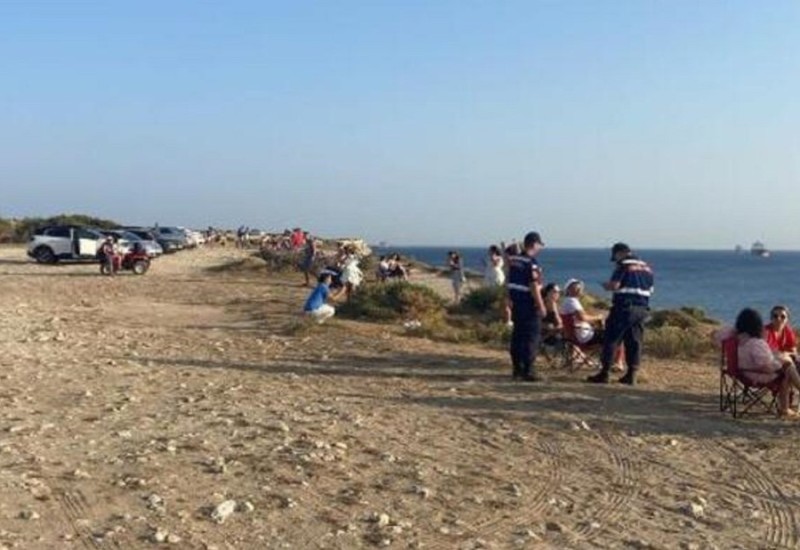 Pala sa litice nekoliko trenutaka nakon što ju je momak zaprosio