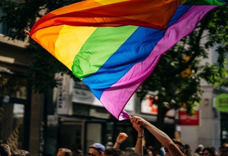 Trojica mladića napala pripadnika LGBT populacije