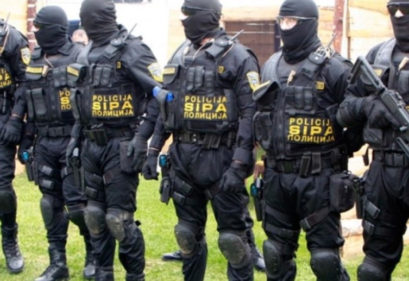 Inspektori SIPA-e na uviđaju zbog sumnje na izborne prevare