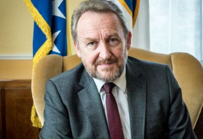 Izetbegović: Poruku optimizma poslati na današnji dan, stvari u BiH se normalizuju