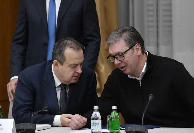 Vučić posjetio Dačića: Stanje nešto bolje (VIDEO)
