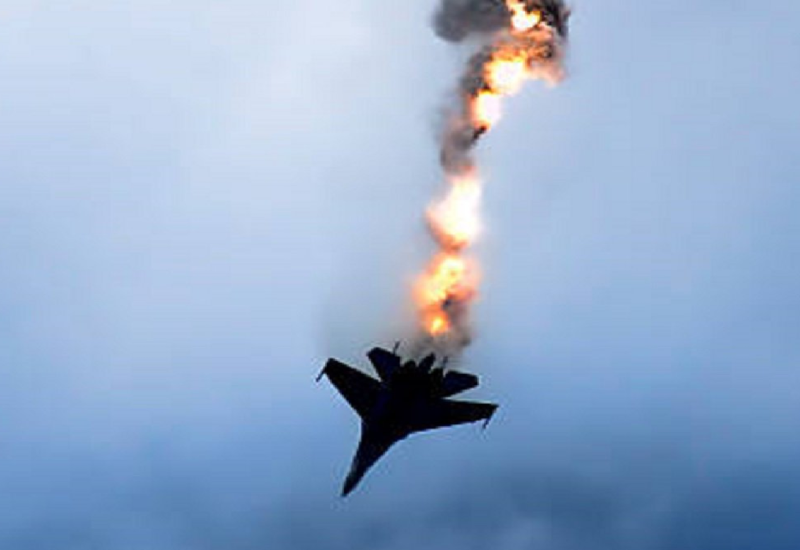 Ruski borbeni avion srušio se u jezero nakon požara