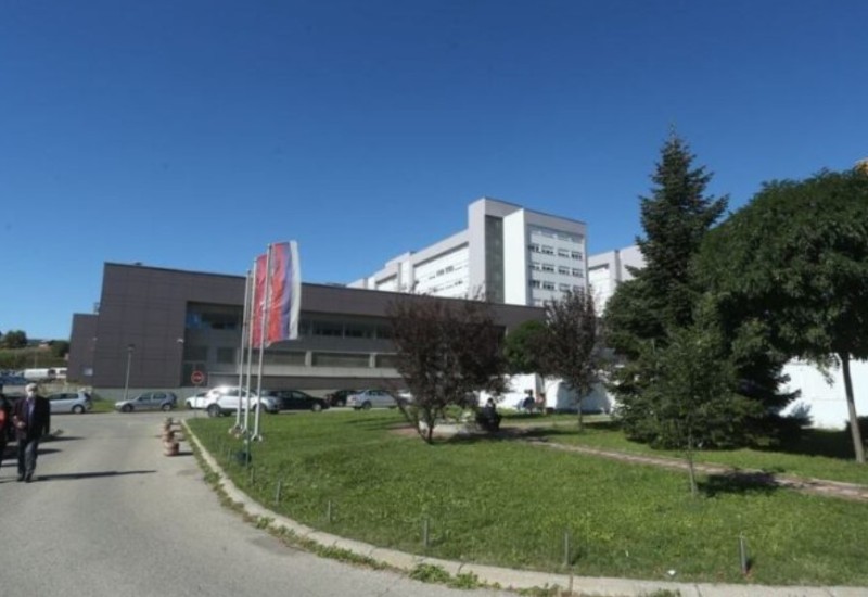 Hitno prebačen u banjalučki UKC: Maloljetnog pješaka udario auto