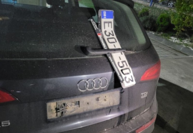 Pokidana tablica sa automobila gradonačelnika Bijeljine