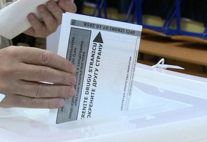 Počinje prijava kandidata za lokalne izbore u BiH: "Vojislav Šešelj" ne može na birališta