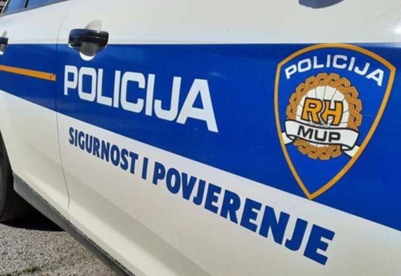 Predstavljali se kao policajci pa oduzimali novac i nakit