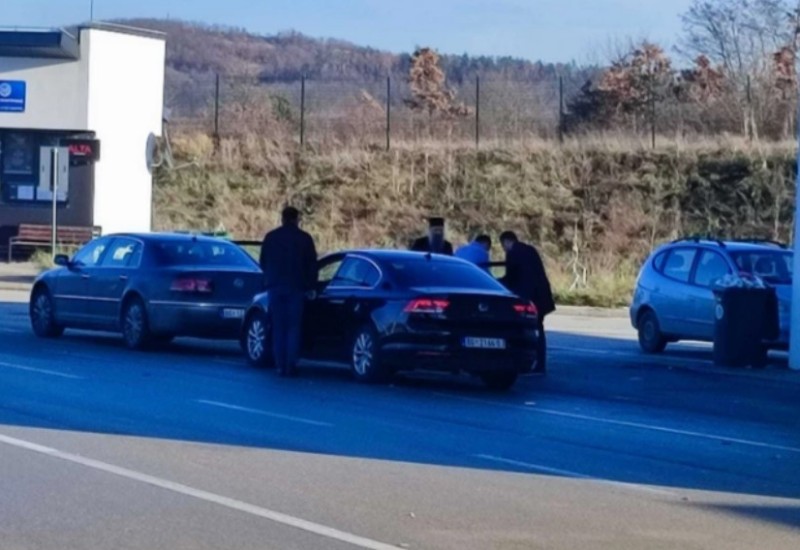 Drama na granici: Patrijarhu Porfiriju policija zabranila ulazak na Kosovo (VIDEO)