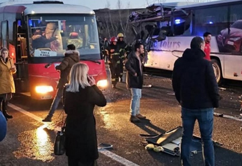 Sudara dva autobusa u Srbiji: Poginule dvije osobe, preko 20 povrijeđenih