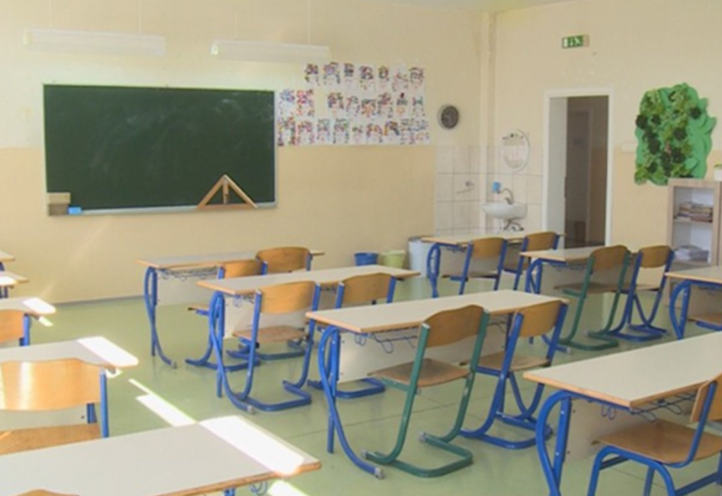 Nastava u Bosanskom Grahovu danas onlajn, poteškoće u saobraćaju