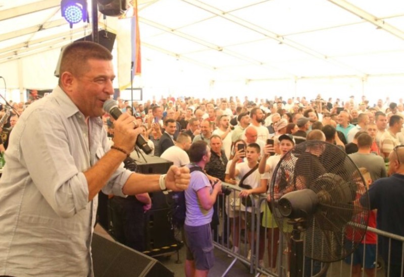 "Sve što je otac zaradio u Njemačkoj dao je na moje liječenje" Potresni detalji iz života Baje Malog Knindže o kojima je ćutao
