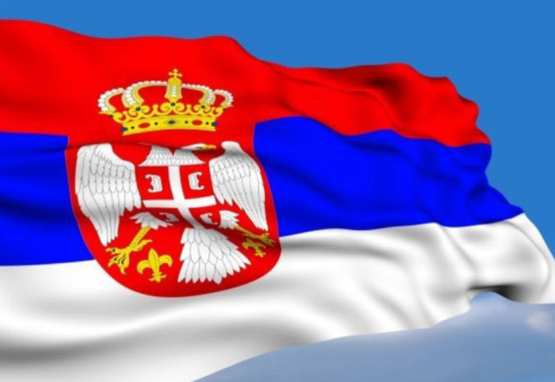 Preciziran način upotrebe i isticanja zastave Srbije