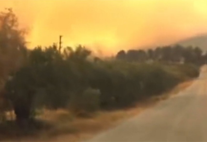 Požar u Grčkoj doveo do eksplozija u skladištu municije (VIDEO)