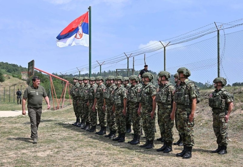 Pucano na mirovnu misiju Srbije, oglasilo se Ministarstvo