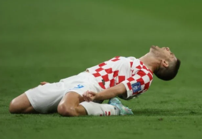 Kanađani vodili ali ne zadugo, Vatreni na vrhu grupe