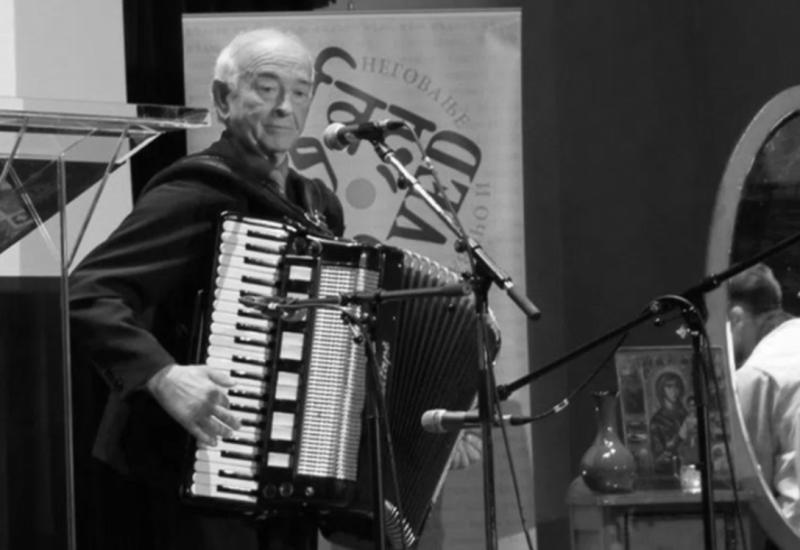 Preminuo Cobi