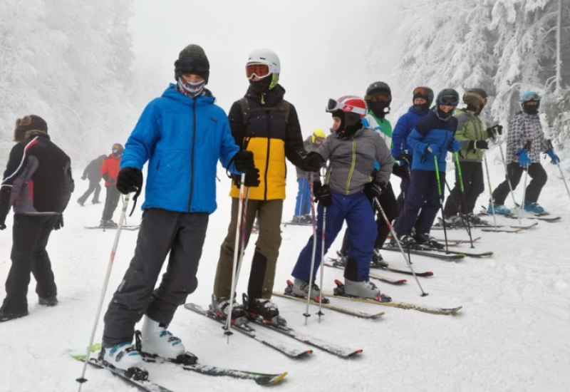 Održan ski kup za učenike osnovnih i srednjih škola na Kozari