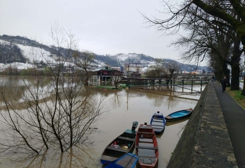 Stanje zbog nevremena u Srpskoj: brojna domaćinstva i putevi pod vodom