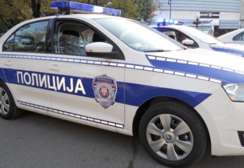 Muškarac poginuo, djevojčica povrijeđena u nesreći na autoputu "Miloš Veliki"