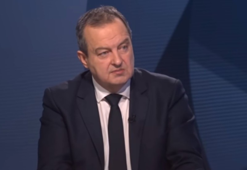 Dačić: Američki državljanin uhapšen u centru Beograda, nosio pištolj s mecima