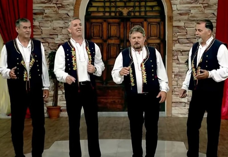 Pjevači grupe „Jandrino jato“ osuđeni u Hrvatskoj zbog pjevanja srpskih pjesama u Mrkonjić Gradu
