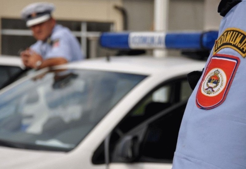 Užasan napad u Banjaluci: Šakom udario ženu na autobuskom stajalištu