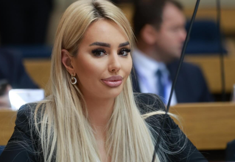 Na birou 5.925 visokoobrazovanih, funkcije dobijaju isti foteljaši