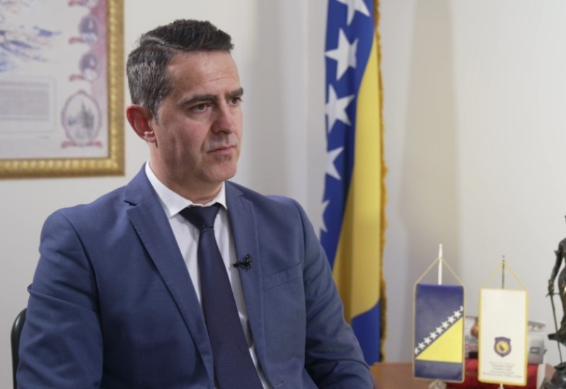 Kajganić najavio optužnicu za visoku korupciju: Na “Skaj” predmetima idemo do kraja