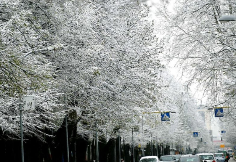 Danas oblačno, ponegdje slab snijeg