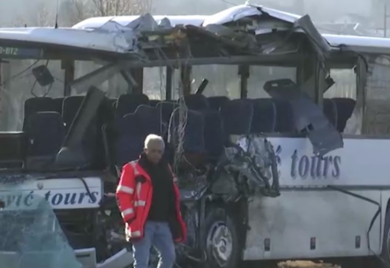 Doktor o povrijeđenima u sudarima kod Umke i na Novom Beogradu: “Ljudi bukvalno letjeli kroz autobus, to su teške povrede”
