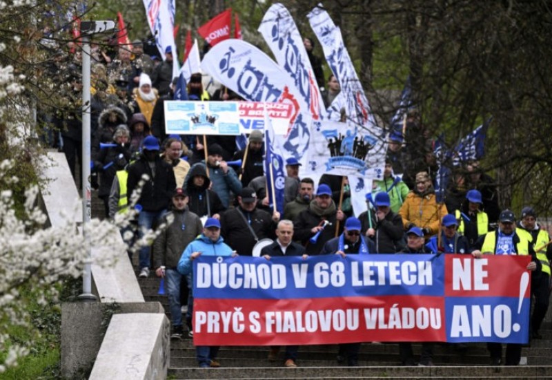 Hiljade u Pragu protestovale protiv penzijske reforme i granice od 68 godina