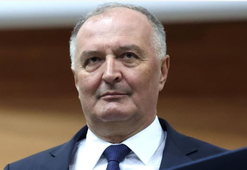 Ministar odbrane BiH otvoreno prijeti zbog odluka Narodne skupštine RS
