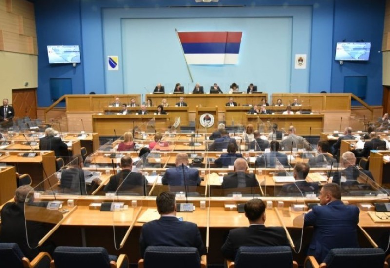 NSRS usvojila Zakon o nepokretnoj imovini