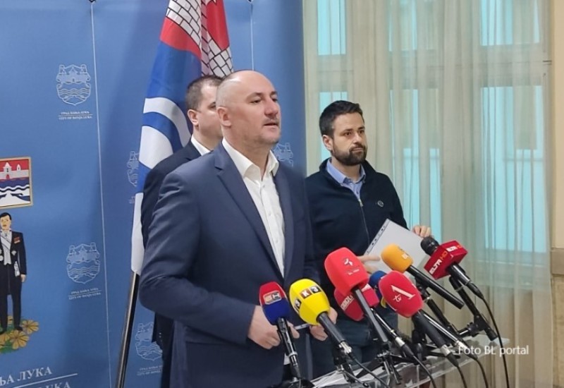 Amidžić i Topić: Nismo odustali od amandmana, ne prihvatamo nenormalne projekte