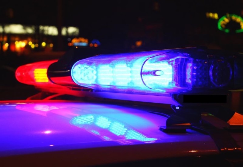 Sa puškom u rukama izašao iz vozila punog municije