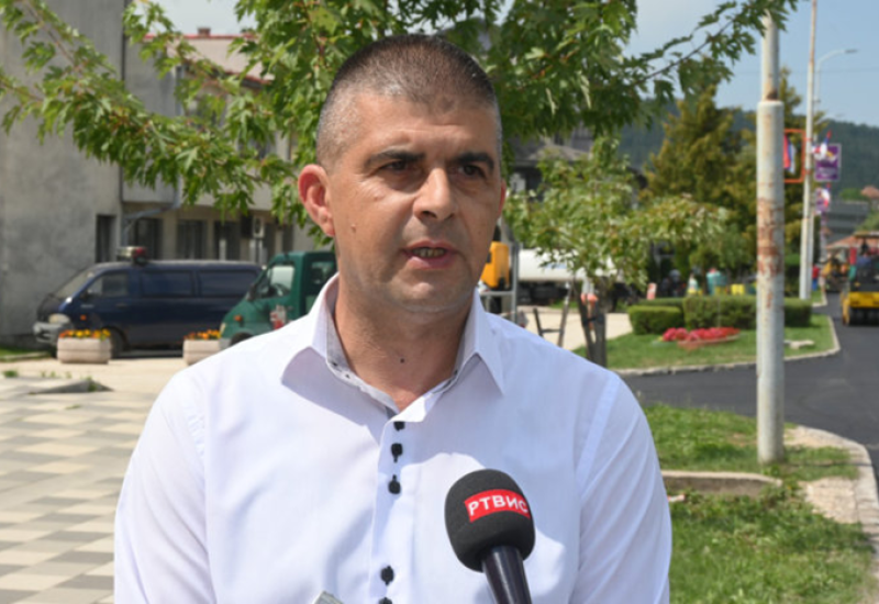 ŠEKARA: Stavljanje mete na Dodikovo čelo je istovremeno i nišanjenje na Republiku Srpsku