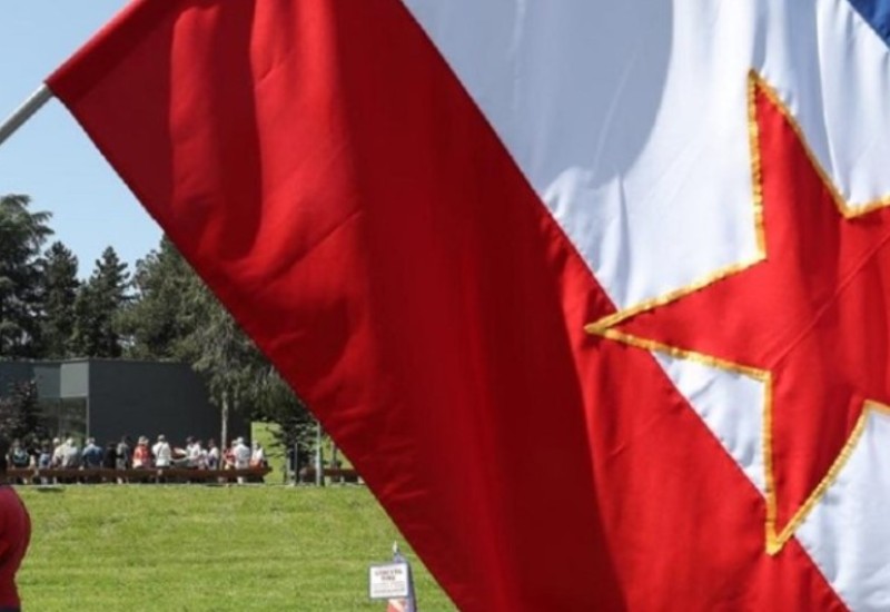 Komšije zvale policiju, na kuću okačio zastavu Jugoslavije