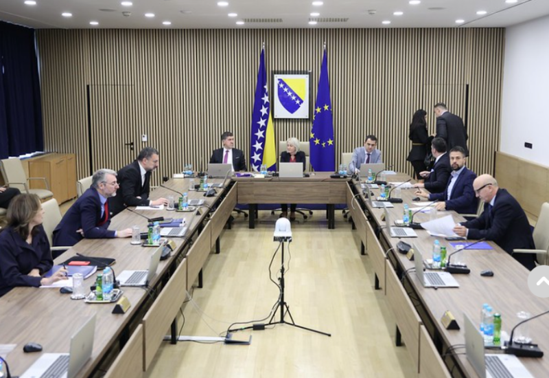 (NE)MOGUĆA KOMBINACIJA Da li će Savjet ministara BiH biti sastavljen od SNSD, “Trojke”, HDZ i opozicije u Srpskoj