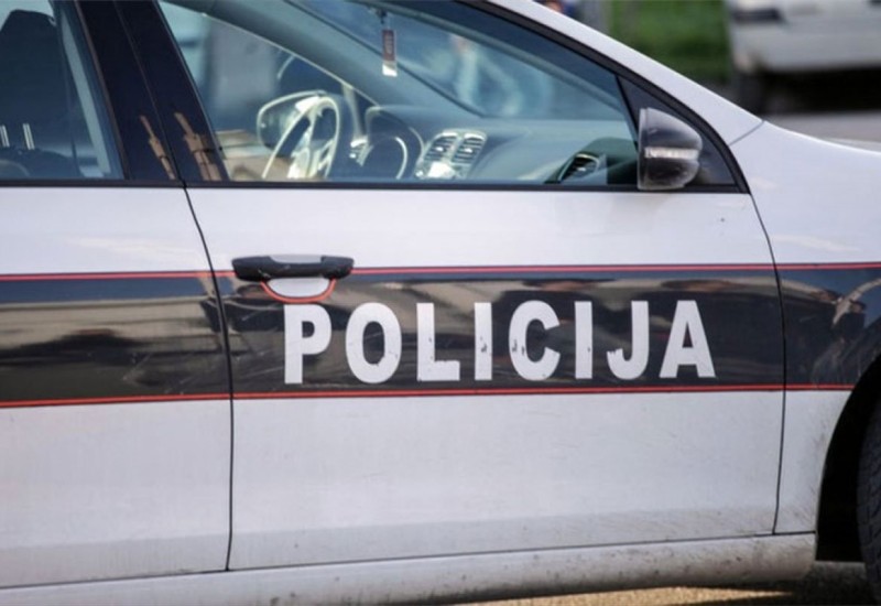 Ukradene ploče sa imenima poginulih boraca sa spomenika u Sarajevu