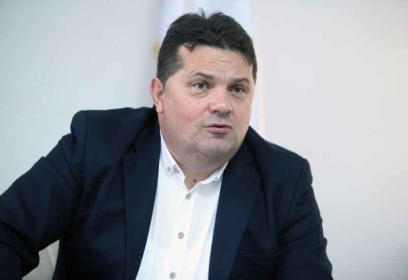 Stevandić nakon sjednice u Sarajevu častio novinare